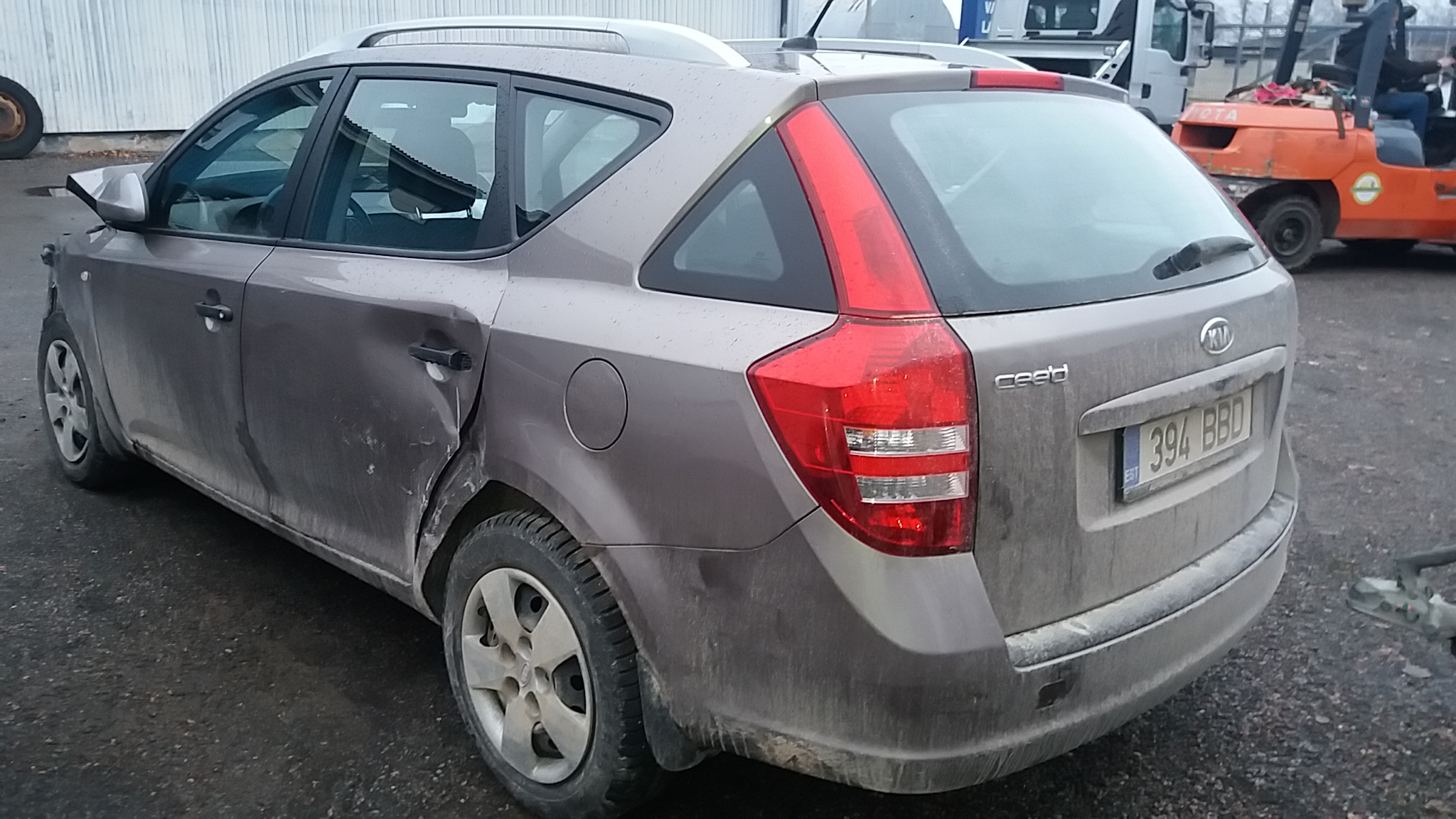 Очечник kia ceed 2008